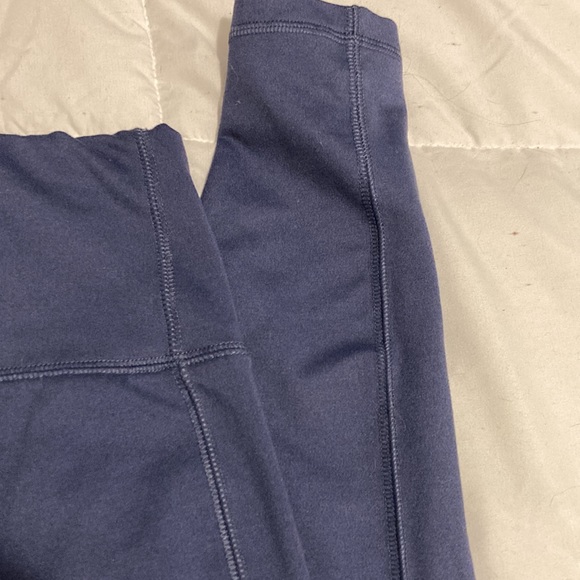 Puma spandex leggings. - Picture 5 of 9